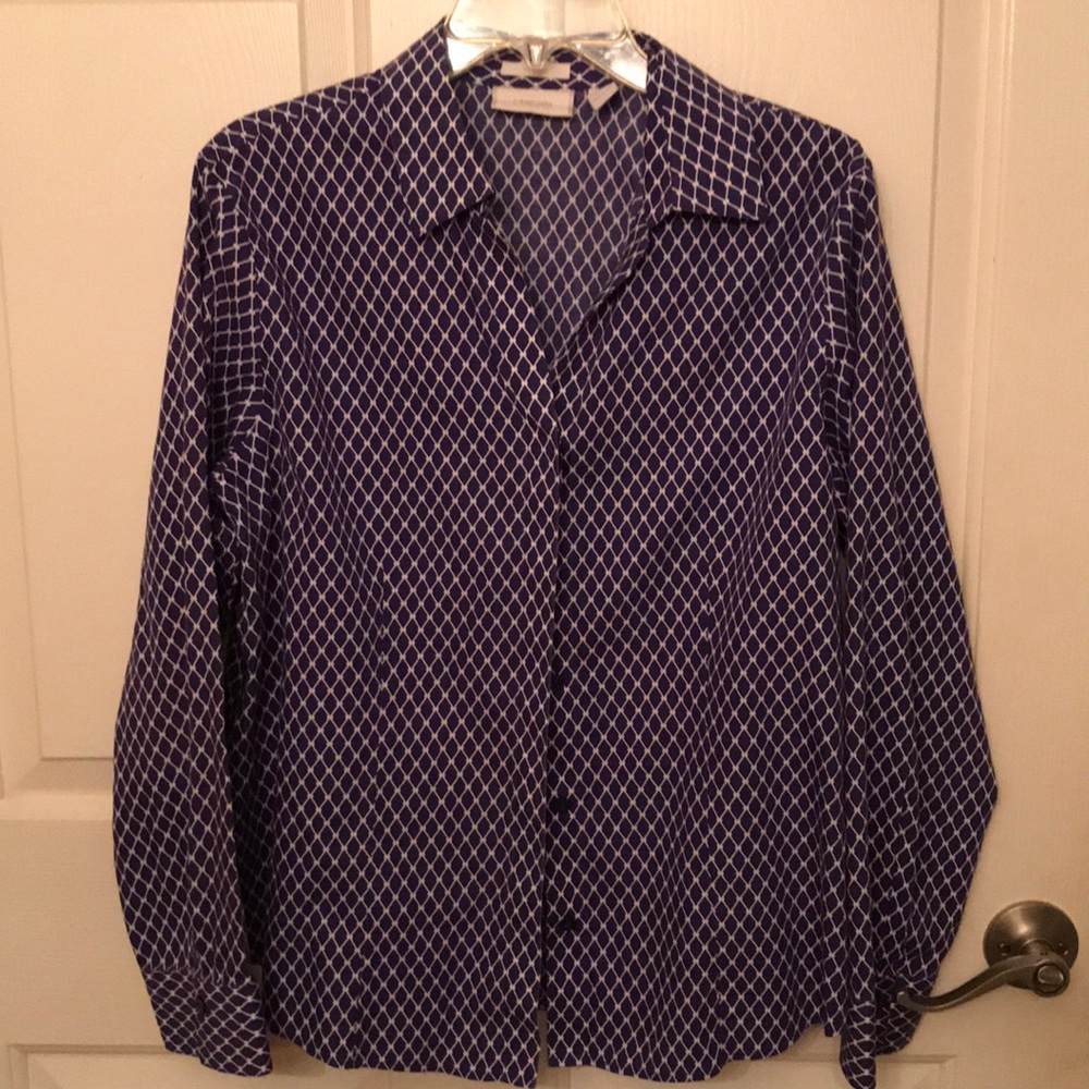 NEW 2/$20 Chico’s “No Iron” button down sz 2